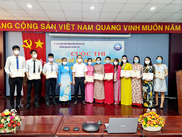 27 bài giảng đạt giải trong cuộc thi "Thiết kế bài giảng E-learning" cấp Thành phố năm học 2021-2022