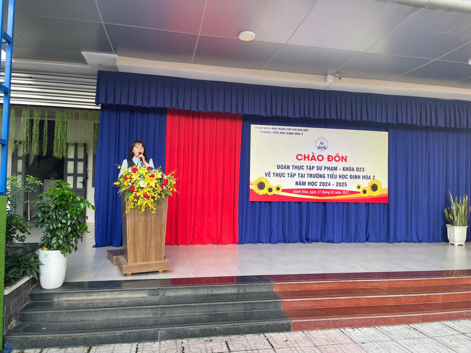 Tiếp đón Đoàn thực tập sư phạm trường ĐH Thủ Dầu Một