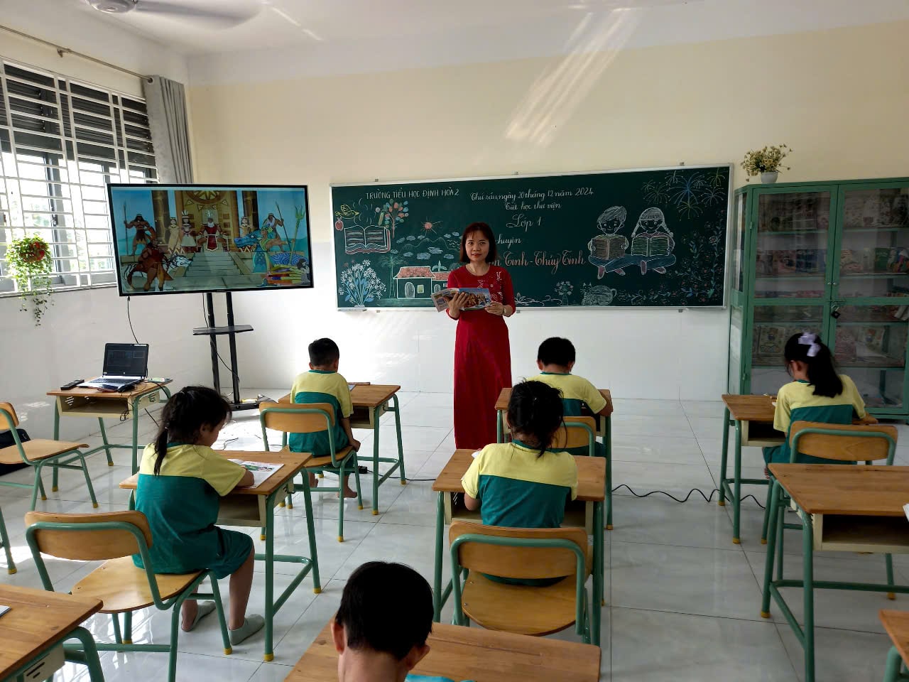 TIẾT HỌC THƯ VIỆN