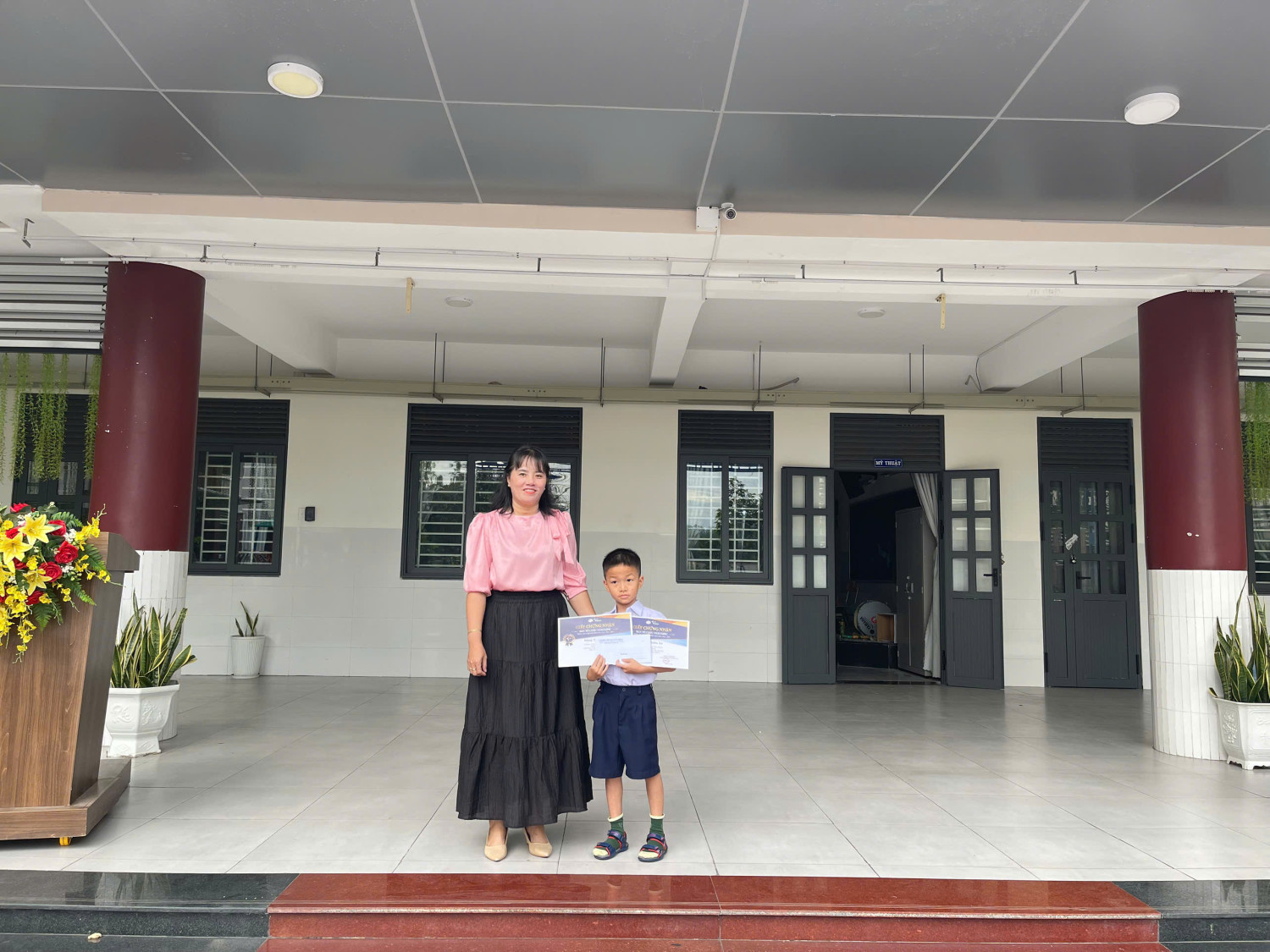 bé Đồng Thiên Ân lớp 2/6 đạt giải vàng môn Toán và môn Tiếng việt cấp tỉnh 