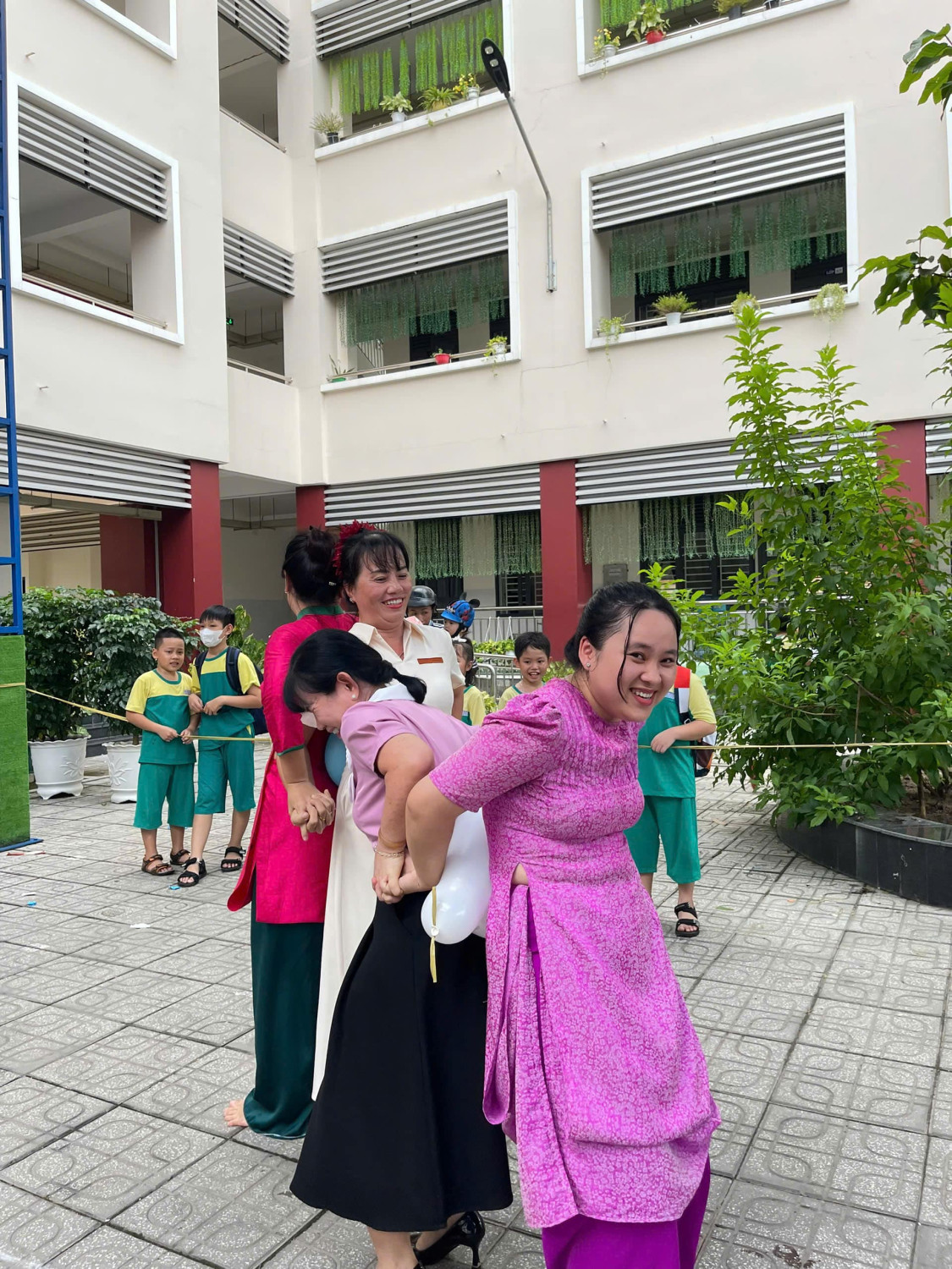 z7137339362344 9dff61b61eec962fe3674bb2f495488f min