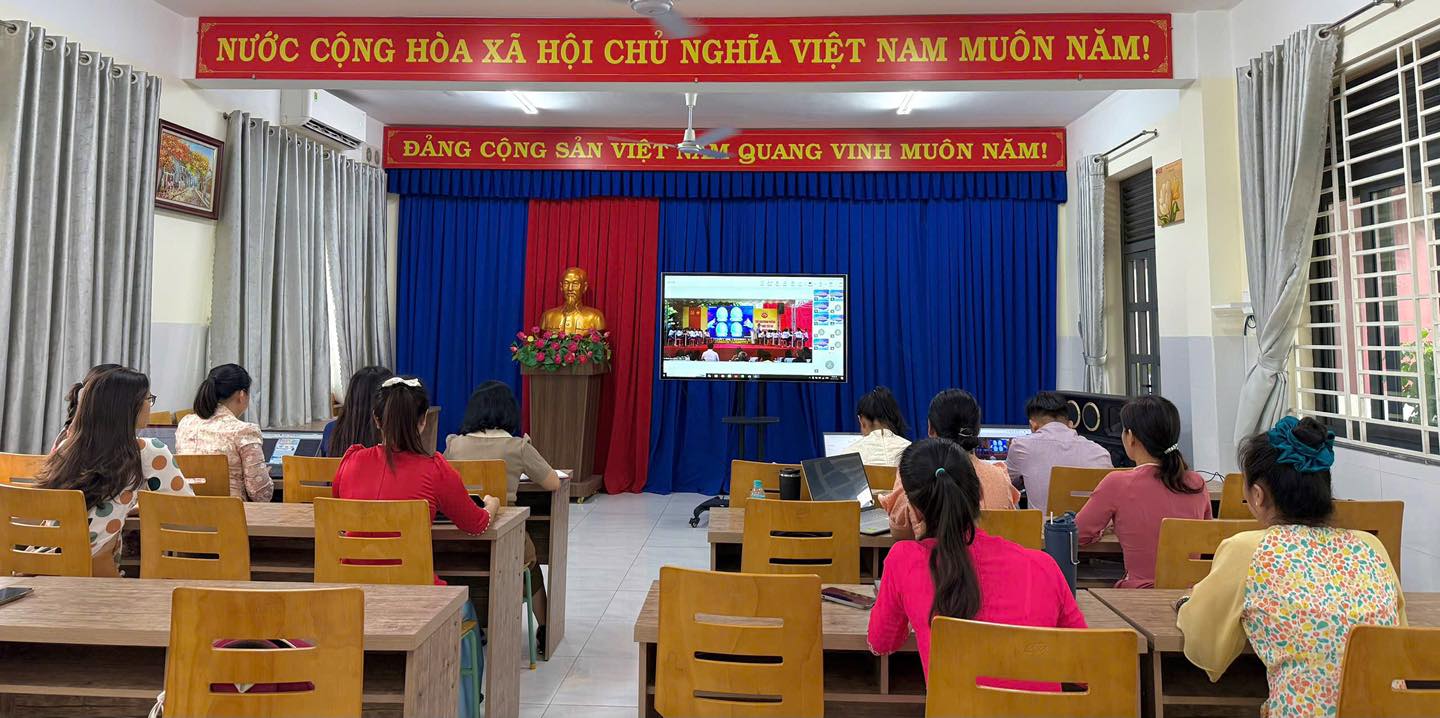 Tập huấn trực tuyến