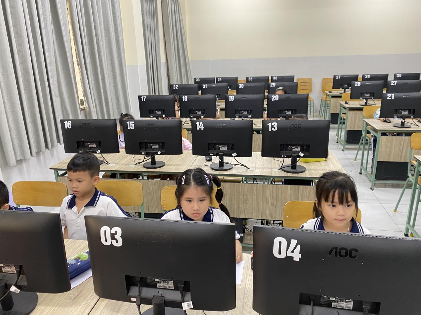 594009435 122282093840032199 7956465653411676374 n