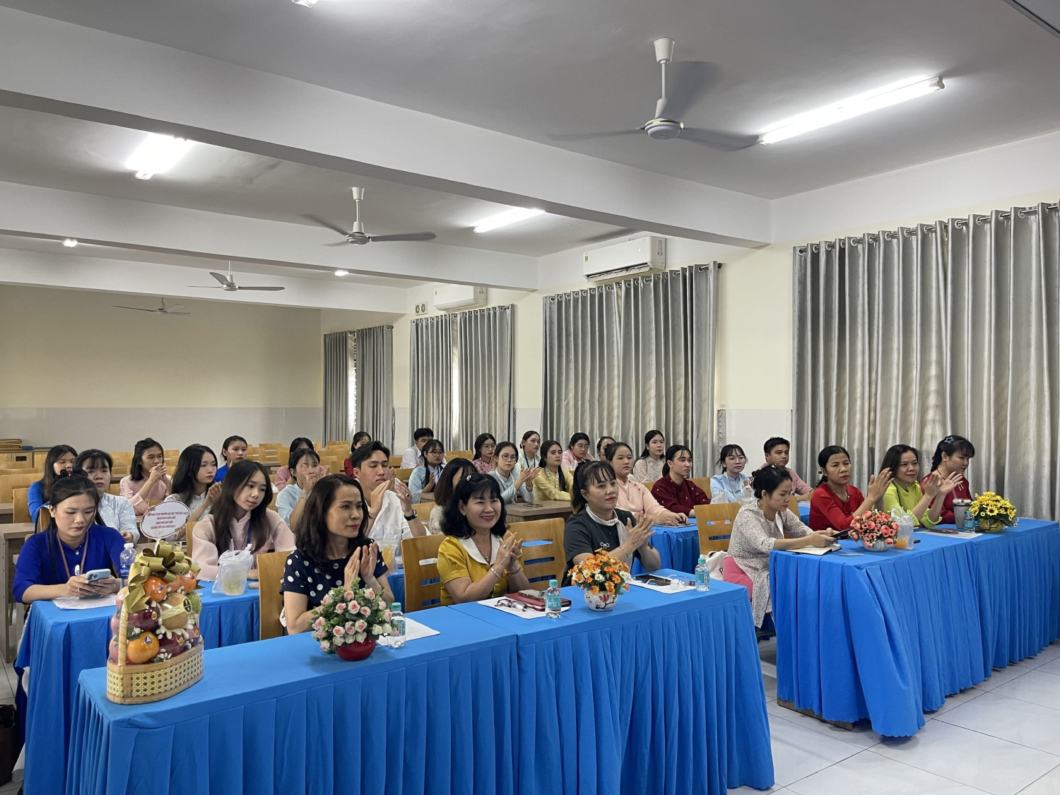 z7483572972996 9ef0d7d81d8b9a064ef56464e33609b6