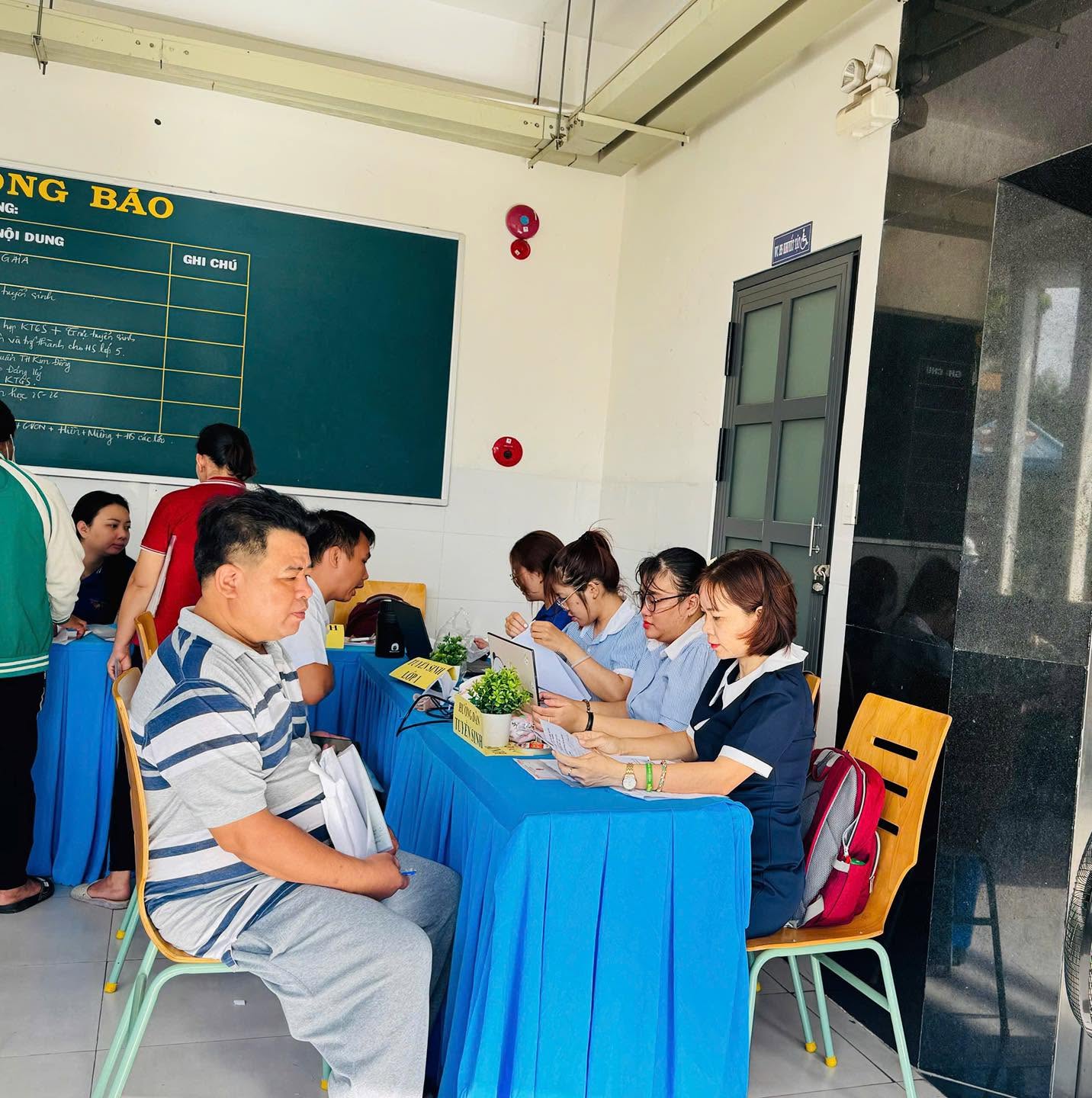 TIẾP NHẬN HỒ SƠ TUYỂN SINH LỚP 1 – NĂM HỌC 2026–2027