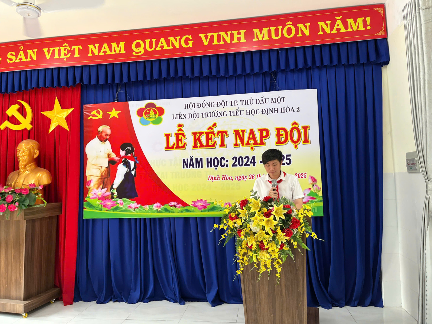 LỄ KẾT NẠP ĐỘI VIÊN NĂM HỌC 2024-2025