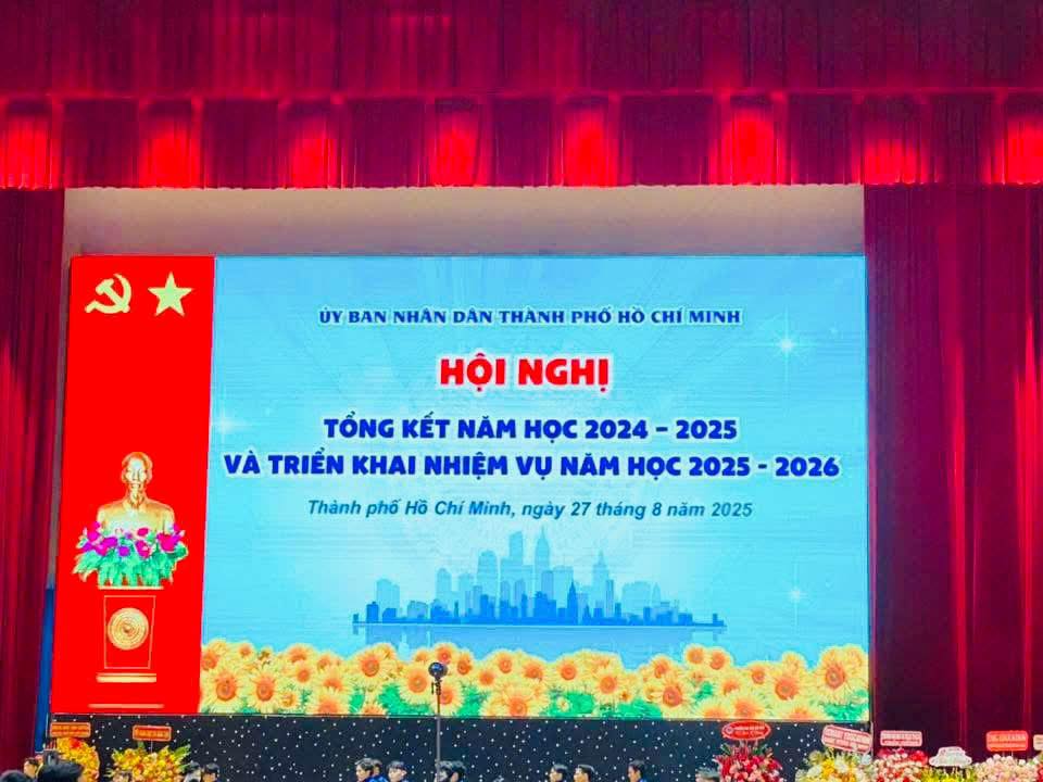 HỘI NGHỊ TỔNG KẾT NĂM HỌC 2024-2025 VÀ TRIỂN KHAI NHIỆM VỤ NĂM HỌC 2025-2026
