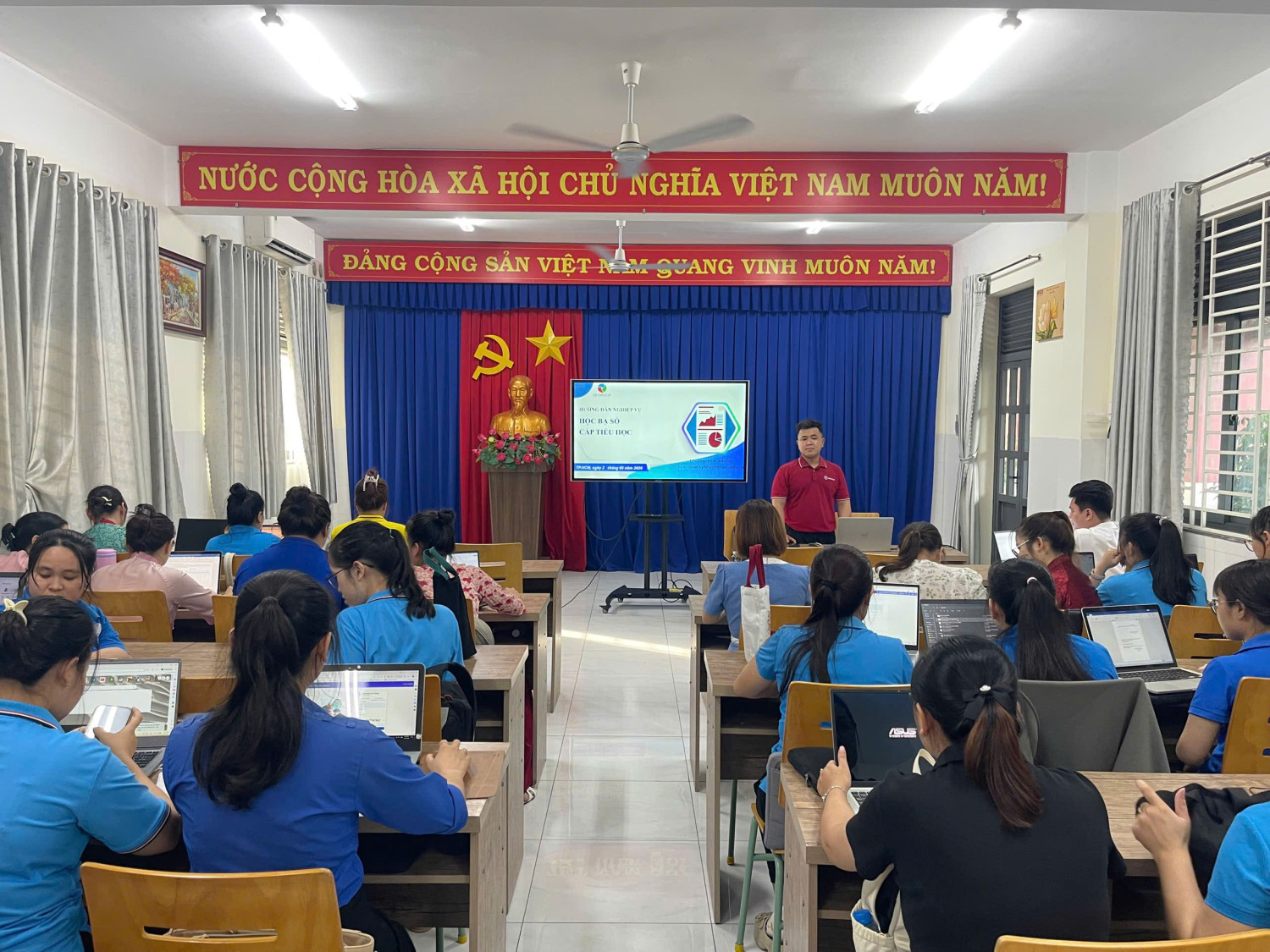 TẬP HUẤN TRIỂN KHAI HỌC BẠ SỐ
